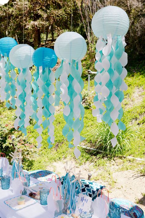 Splash Mermaid, Octonauts Birthday, Ocean Birthday Party, Shark Themed Birthday Party, Mermaid Birthday Party Decorations, Mermaid Theme Birthday Party, Anniversaire Diy, Birthday Mermaid, Beach Birthday Party