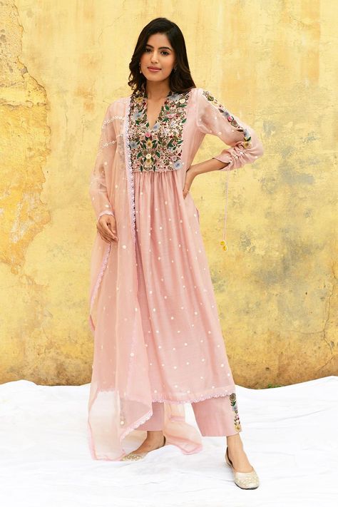 Buy Niti Bothra Pink Pure Floral Applique Kurta And Pant Set Online | Aza Fashions Niti Bothra, Applique Kurta, Kurta And Pants, Gathered Fabric, Pink Kurta, Embroidered Kurti, Ombre Fashion, Embroidered Pants, Pink Orchids