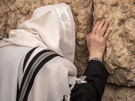 Jews in Israel and around the world will observe Yom Kippur Saturday [in 2017], the most solemn day of the Jewish year, with fasting – and a special prayer called the Viddui, a prayer of repentance and a plea for forgiveness. Yom Kippur, Pentecost, Messianic Jewish, Jewish Prayer, Special Prayers, Wall Photo, Western Wall, Jewish Holidays, A Prayer