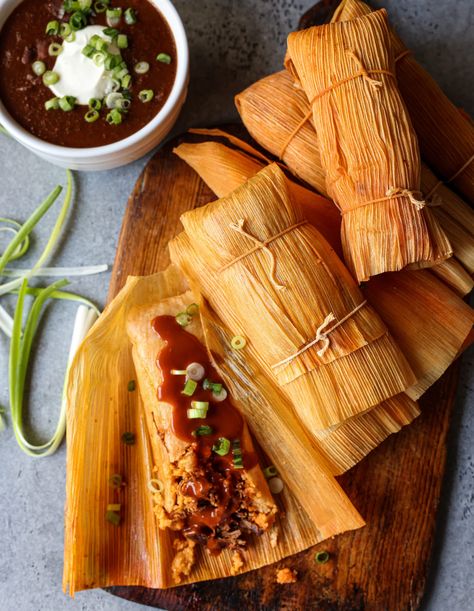 Essen, Mississippi Soul Food, Spicy Tamales Recipe, Mississippi Hot Tamales Recipe, Delta Hot Tamales Recipe, Mississippi Delta Hot Tamales Recipe, Mississippi Tamales, Tamales Chicken, Hot Tamales Recipe