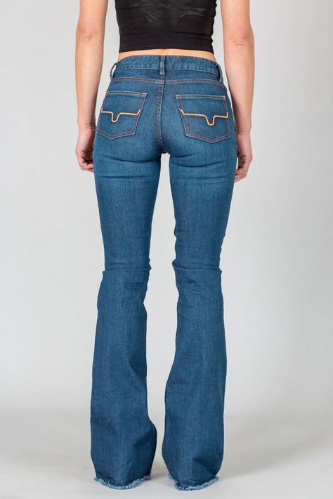 Kimes Ranch Jeans, Country Jeans, Casual Country Outfits, Kimes Ranch, Country Style Outfits, Looks Country, Western Wear Outfits, Cute Country Outfits, Estilo Country