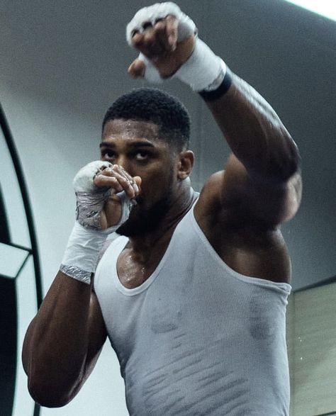 #anthonyjoshua #aj #dazn #bulk Ufc, Black Muscle Men, Anthony Joshua, Michael B Jordan, Muscle Men