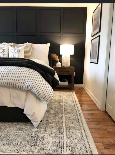 Bedroom Inspirations Master, Black And White Bedroom, Bad Inspiration, Bedroom Decor Cozy, Black Bedroom, Casa Container, Decor Ideas Bedroom, Bad Design, Farmhouse Bedroom