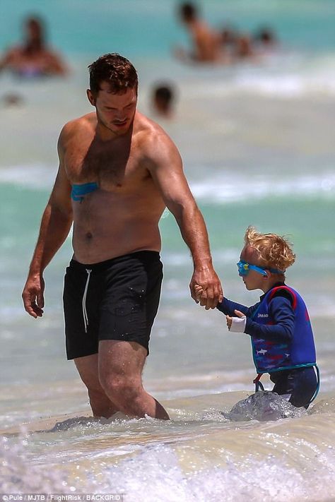 Son-shine: Jack is Pratt's only son with wife Anna Faris, 40, who is currently filming in ... Chris Pratt Shirtless, Mark Walberg, Actor Chris Pratt, Sports Tape, Fallen Kingdom, Michael Ealy, Jurassic World Fallen Kingdom, Ripped Abs, Falling Kingdoms