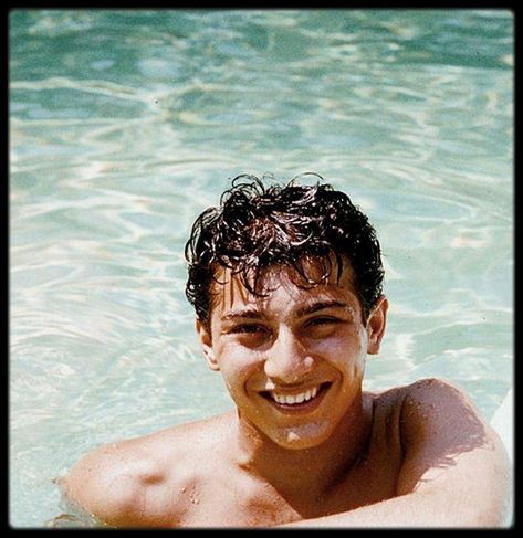 Paul Anka Paul Anka Wallpaper, Young Paul Anka, Paul Anka Aesthetic, Sal Mineo, Male Faceclaims, Paul Anka, Pleasing People, 70s Men, Head & Shoulders