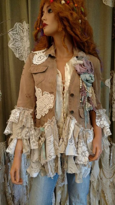 Haute Couture, Upcycling, Couture, Patchwork, Upcycled Corduroy Jacket, Fabric Embellishment Ideas, Upcycle Suit Jacket, Boho Diy Clothes, Boho Upcycled Clothing