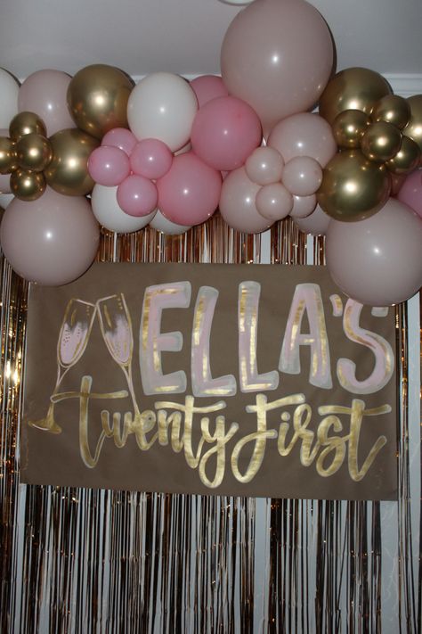 21st Bday Necklace Signs, Good 21st Birthday Themes, 21st Birthday Banners Ideas, 21st Birthday Party Backdrop, Girly 21 Birthday Ideas, 21 Birthday Themes Ideas, 21st Bday Poster Ideas, 21st Bday Decorations Diy, Brown Paper Signs Diy