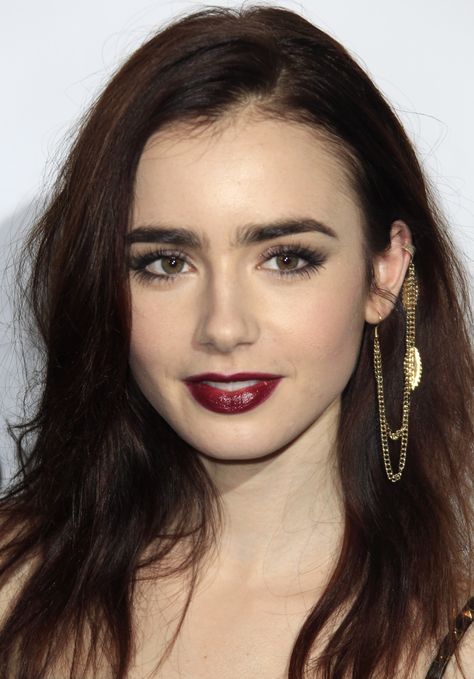 Here Are A Few Reasons To Love Thick Eyebrows Eyebrows Goals, Bushy Eyebrows, Beautiful Eyebrows, Thick Brows, Lilly Collins, Bold Brows, Eyebrows On Fleek, Thick Eyebrows, Natural Eyebrows