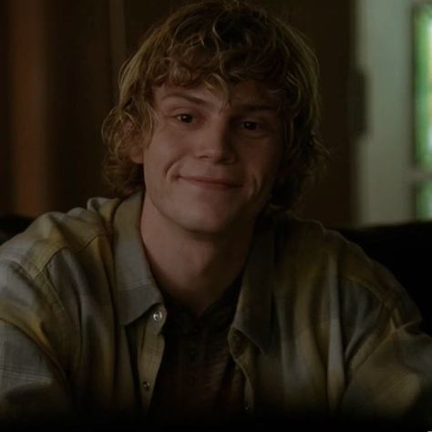 Tate Ahs, Ahs Characters, Evan Peters American Horror Story, Tate And Violet, American Horror Story 3, Tate Langdon, Damon Albarn, January 26, The Perfect Guy