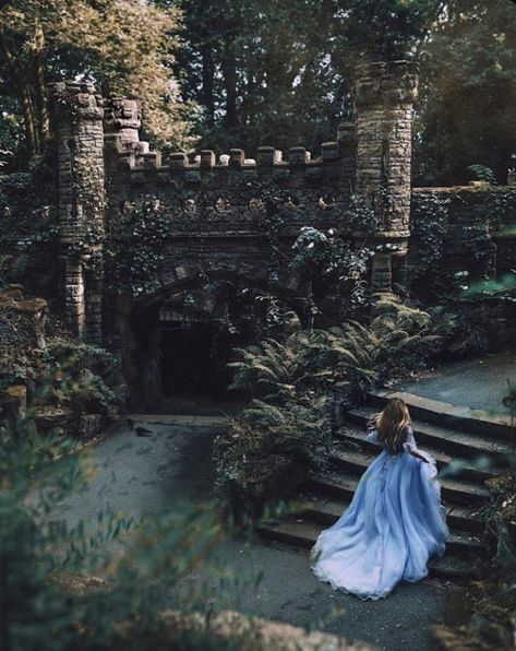 Tumblr, Cinderella Castle Aesthetic, Fairy Tale Aesthetic, 1800 Aesthetic, Rosie Hardy, Cinderella Aesthetic, Fairytale Photoshoot, Royal Core, Fairytale Aesthetic