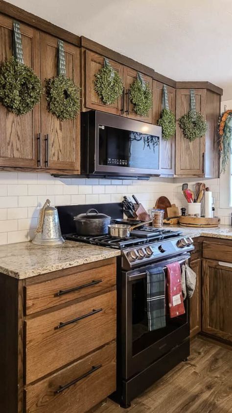 Shop our Influencers' top picks on Amazon Kitchen Counter And Cabinet Ideas, Kitchen Remodel With Wood Cabinets, Kitchen Cabinet Layouts, Small Country Kitchen Ideas, Kitchen Counter Inspiration, House Remodeling Ideas, Kitchen Decorations Ideas, Christmas Decor Kitchen, Apartment Kitchen Decor