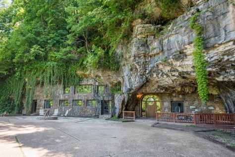 5. Beckham Creek Cave Lodge Zombie Proof House, Underground Hotel, Cave Hotel, Natural Cave, Cave House, Ozark Mountains, House On The Rock, Vacation Photos, Incredible Places