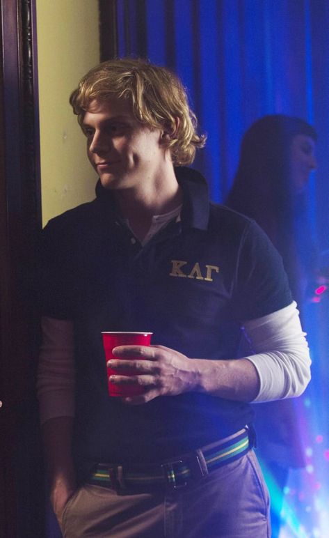 Kyle Spencer, Coven American Horror Stories, American Horror Story Costumes, Beautiful Horror, American Horror Story Characters, Frat Boys, Kyle Spencer, Evan Peters American Horror Story, Tate And Violet, American Horror Story 3