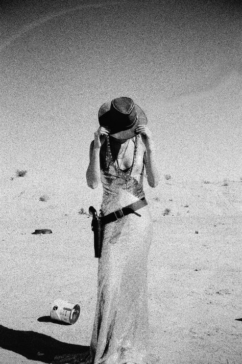 MARGO STILLEY SHOOTING .357 MAGNUM AT NOON. SLAB CITY Photo: Kate Bellm Outlaw Women, Coyote Ugly, Urban Cowgirl, Midnight Cowboy, Cowboy Aesthetic, 357 Magnum, Urban Cowboy, Cowgirl Aesthetic, Spaghetti Western