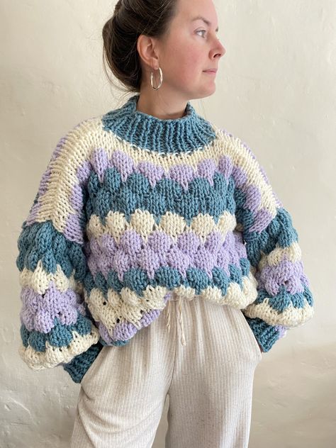 Diy Crochet Crop Top, Super Chunky Wool, Crochet Sweater Pattern, Wool Knit Sweater, Hand Knitted Jumpers, Crochet Shrug Pattern, Chunky Jumper, Jumper Knitting Pattern, Pull Crochet