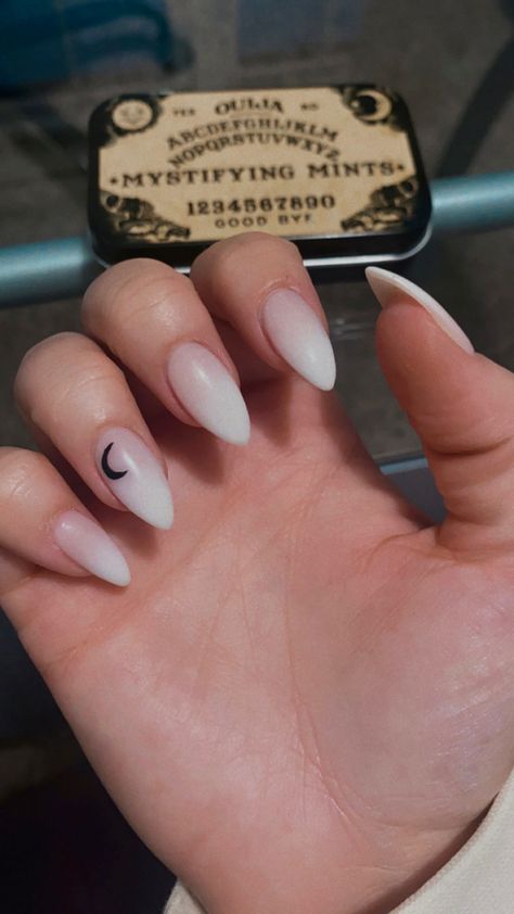 ombre moon witchy nails Witchy Pedicure Ideas, Short Nails Moon Design, Simple Moon Nail Art, Neutral Witchy Nails, New Moon Nails, Nail Ideas Witchy, Moon Stone Nails, Cresent Moon Nail, Witchy Nails Halloween