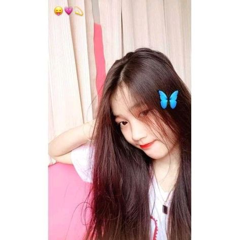 FB : Jenz Jasmine Indie Girl Aesthetic, Elven Wedding Dress, Friendship Photoshoot, Cute Asian Babies, Cute Selfies Poses, Pretty Selfies, Fotografi Potret