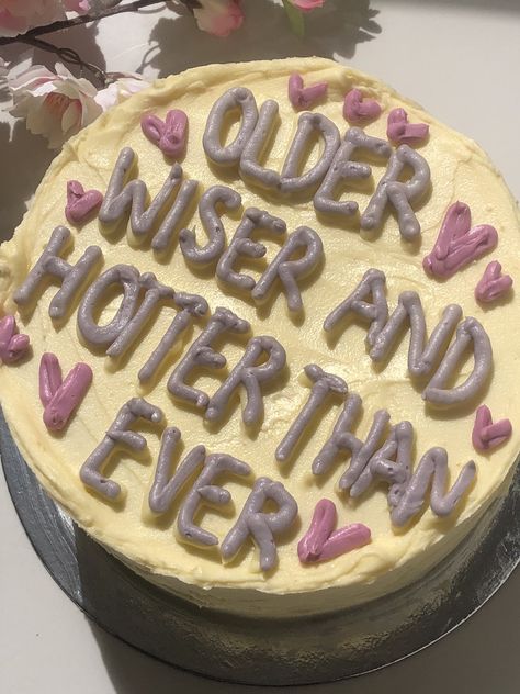 camila on Twitter: "I did this… " Funny Birthday Cakes, Funny Cake, Läcker Mat, Deilig Mat, Think Food, Pretty Birthday Cakes, Cute Birthday Cakes, Just Cakes, Pretty Cakes