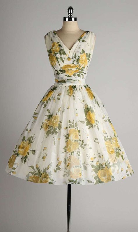 Vintage 1950's White Chiffon Yellow Roses Cocktail Dress 50s Dresses, Vintage 1950s Dresses, Mode Retro, Chiffon Cocktail Dress, Designer Evening Dresses, Fashion 1950s, Vintage Mode, White Chiffon, Vestidos Vintage