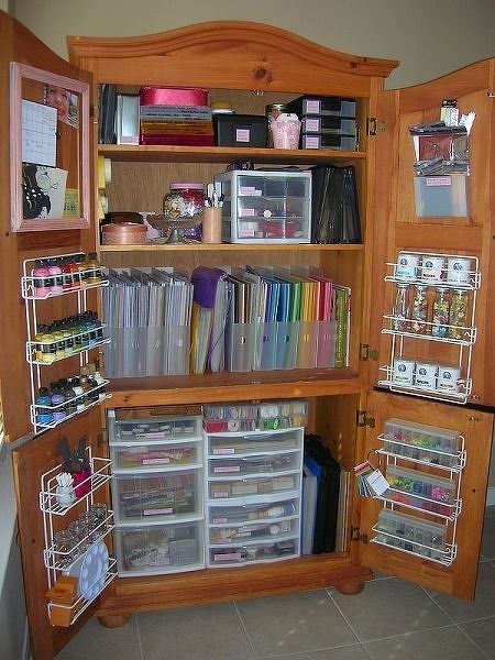 Organizing kids art supplies 2 Old Entertainment Centers, Tv Armoire, Scrapbook Storage, Hemma Diy, Dream Craft Room, Kids Art Supplies, Ideas Para Organizar, Diy Casa, Scrapbook Room