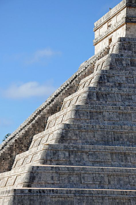 "El Castillo" Mayan Step Pyramid, Chichen Itza, Yucatan, Mexico Ruins, Ancient Architecture, Step Pyramid, Mayan Ruins, Cannon Beach, Chichen Itza, Photo Mugs, Unesco World Heritage Site, Unesco World Heritage