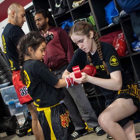 MOTIVATION MONDAY Marie Murphy preparing our young lady for battle!!! 💥👊💥  #muaythai #thaiboxing #jiujitsu #bjj #selfdefense #martialarts #mma #ufcgym #tagmuaythai #kidsmartialarts #kidsmma Jiu Jitsu, Muay Thai, Krav Maga Techniques, Krav Maga Self Defense, Kids Mma, Learn Krav Maga, Martial Arts Kids, Self Defense Techniques, Motivation Monday