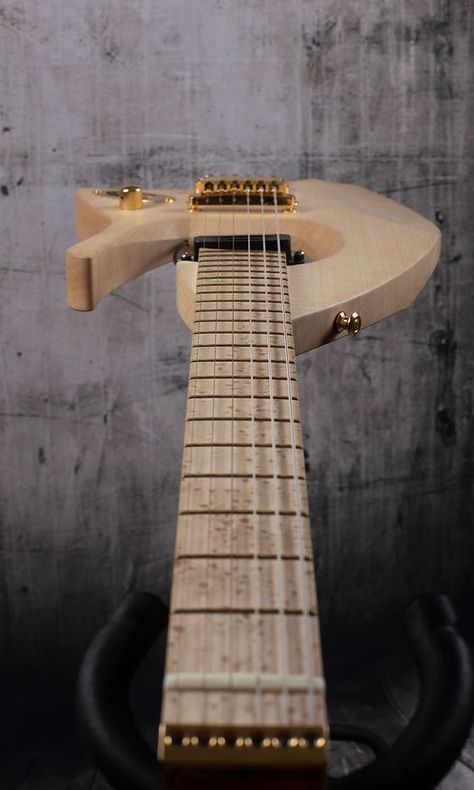 Construction: Neck Thru - 2 pieces of maple
Body : Maple
Neck: Maple
Scale length: 25.5 inch
Number of Frets: 22
Bridge: ABM
Pickup: Seymour Duncan
Headless Tuners: ABM
Circuit: Passive – only volume
Tone control: Mechanical pickup position control
Finish: Organic oil based
Weight: 2.2 kg Guitar, Ergonomic Guitar, Headless Guitar, Handmade Guitar, Guitar Design, Guitar Player, Ergonomics Design, Electric Guitar, Electricity