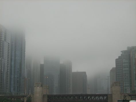 Cloudy Sky Aesthetic, Sophie Core, Cloudy Aesthetic, Foggy Weather, Safe Zone, City Sky, Chicago River, Dark Cottagecore, City Aesthetic