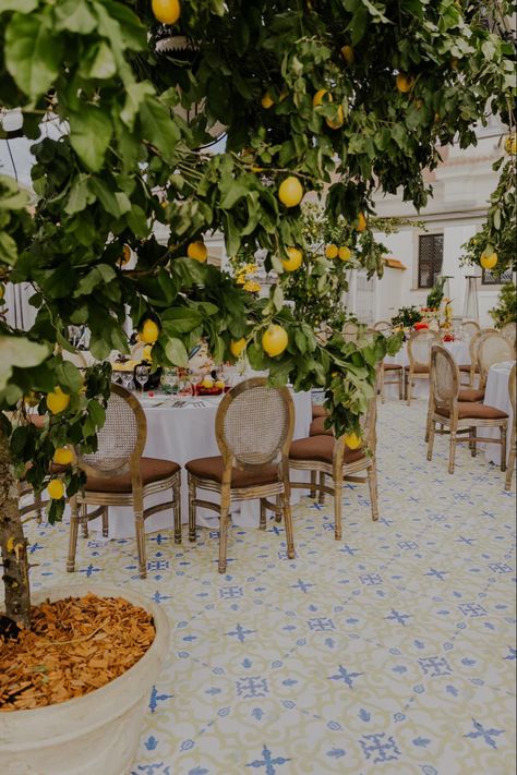 Positano Italy Interior Design, Sicilian Restaurant Design, Amalfi Coast Restaurant Design, Sicilian Style Home, Sicilian Terrace, Sicilian Home Decor, Sicilian Interior Design, Sicilian Garden, Sicilian Wedding Theme