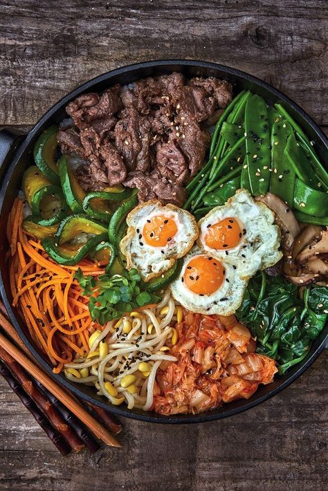 Korean Comfort Food, Koreansk Mad, Koreansk Mat, Bibimbap Recipe, Plats Healthy, Kimchi Recipe, Idee Pasto, Korean Dishes, Läcker Mat