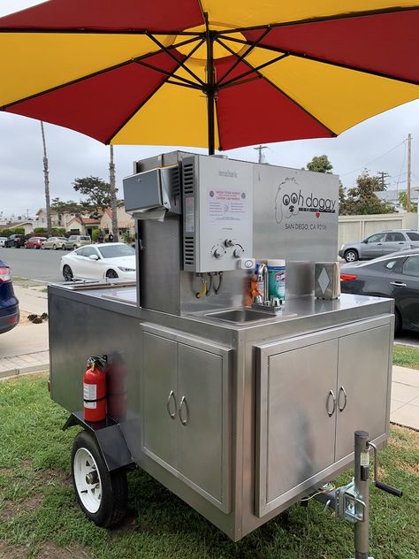 Used Hot Dog Carts - Hot Dog Cart Food Carts For Sale, Dog Cart, Cart Design, Hot Dog Cart, Food Carts, Cart Ideas, Food Truck Business, Food Cart, Fresh Water Tank