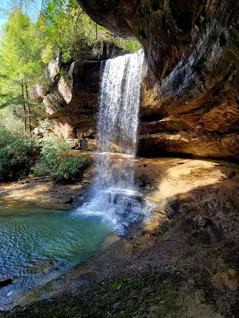 Nature, Waterfalls To Visit, National Parks Tennessee, Most Beautiful Places In Tennessee, Falls Creek Falls Tennessee, Ozone Falls Tennessee, Laurel Falls Great Smoky Mountains, Waterfall In Mountains, Rainbow Falls Tennessee