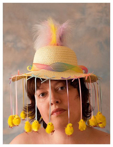 Is it just me or is this a little creepy? She looks like the lady from that old movie Misery! Homemade Easter Bonnet, Easter Bonnets For Boys, Easter Hat Parade, Easter Bonnets, Easter Costume, Easter Hat, Crazy Hat Day, Easter Hats, Hat Day
