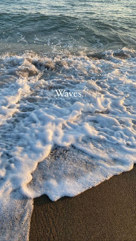 sea wave wallpaper aesthetic aestheticwallpaper summer Creative Beach Pictures, Beach Photo Inspiration, Beach Instagram Pictures, Fotografi Editorial, Beach Photography Poses, Foto Tips, Instagram My Story, Beach Quotes, Instagram Photo Ideas Posts