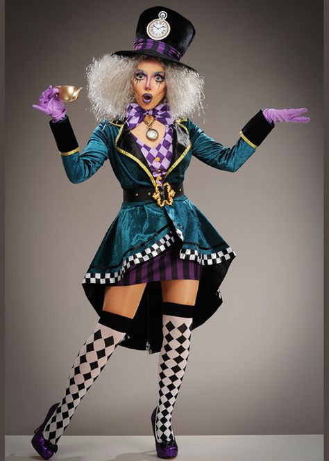 Halloween Costumes Women Alice In Wonderland, Made Hatter Costume, Mad Hatter Outfit Ideas Female, Halloween Mad Hatter Costume, Mad Hatter Women’s Costume, Madd Hatter Halloween Costume, Gothic Costumes For Women, Gothic Alice In Wonderland Costume, Mad As A Hatter