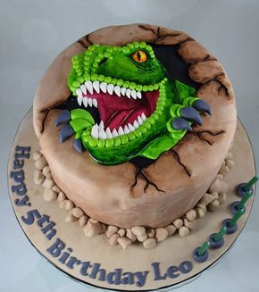 3d Dinosaur Cake, Dinosaur Cake Ideas, Dinasour Birthday Cake, The Good Dinosaur Cake, Dinosaur Cake Pops, Cake Recipe Ideas, Dinasour Birthday, T Rex Cake, Volcano Cake