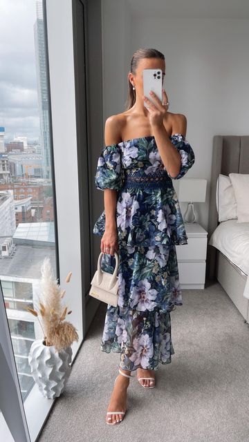 Emma Hothersall 🤍 on Instagram: "Ad You guys asked so here’s some early A/W wedding guest or races outfit ideas - all from @oasisfashion ☺️🤎🍂🍁" Garden Party Guys Outfit, Botanical Garden Wedding Guest Outfit, Provence Wedding Guest Dress, Flower Wedding Guest Dress, Cocktail Garden Wedding Attire, Boho Chic Wedding Dress Guest, Wedding Guest Vineyard Outfit, New England Wedding Guest Dress, Elevated Garden Party Wedding Attire