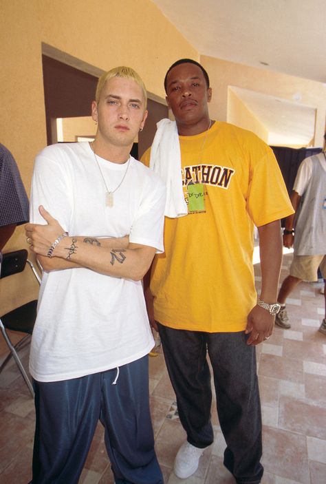 Eminem’s earrings: | 29 Things You Probably Forgot About MTV Spring Break 2000 Eminem, Pink, Mtv Spring Break, Eminem Dr Dre, Dr Dre, Spring Break, Mtv