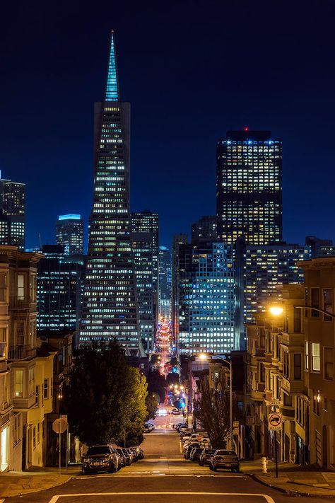 San Francisco San Francisco Night, Sony A7s, Chicago Night, San Francisco At Night, City Life Aesthetic, Usa San Francisco, Story Backgrounds, Sony A7, Beautiful Scenes