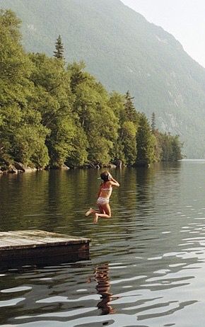Memoires de l Ile aux Hérons.........   :-))) Swimming At The Lake, Jumping Off Dock Aesthetic, Lake House Life Aesthetic, Vermont Lake House, Creek Swimming Aesthetic, Summer Lake House Aesthetic, Lake Dock Aesthetic, Lake House Summer Aesthetic, Lake House Aesthetic Summer