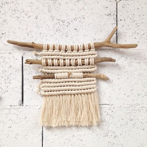 18/jul/2016 - Custom Gifts Personalized Gifts Custom Clothing & Apparel Kitchen & Entertaining Bed & Bath Home & Office Decor Stationary Seasona Kitchen Entertaining, Driftwood Macrame, Wall Macrame, Macrame Wall Hanger, Macrame Knots Tutorial, Weaving Wall Hanging, Macrame Wall Hanging Diy, Macrame Wall Hanging Patterns, Mini Macrame