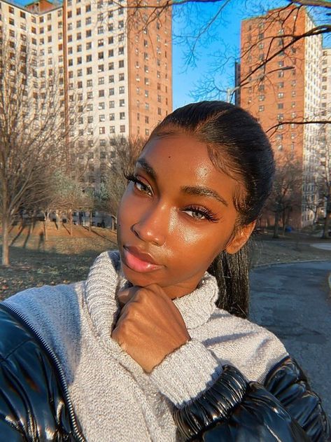 Clear Glowing Skin, Front Hair Styles, Brown Skin Girls, Melanin Beauty, Glowy Skin, Beautiful Dark Skin, Black Skin, Looks Chic, Natural Hair Color