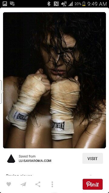 Boxer Aesthetic, Woman Boxer, Sport Editorial, Female Boxers, Boxing Girl, Women Boxing, Fitness Photography, Sports Luxe, Bike Style