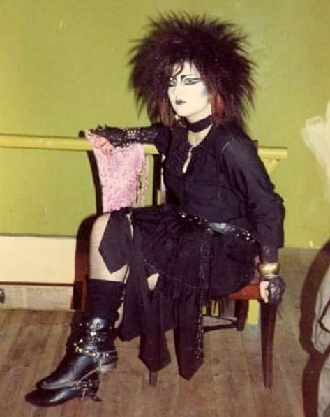 Nicola 1982 Newcastle 80s Goth Fashion, Trad Goth Fashion, Trad Goth Outfits, Trad Goth Makeup, Goth Outfit Inspo, Traditional Goth, Goth Fits, 80s Goth, Trad Goth
