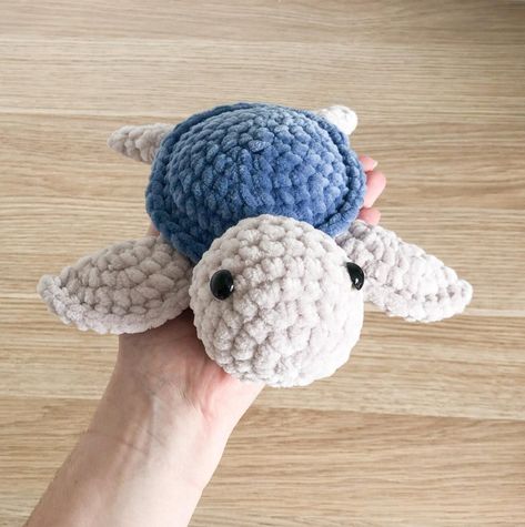 Amigurumi Turtle Free Pattern - Amigurumim Crochet Turtle Pattern Free, Crochet Turtle Pattern, Yarn Animals, Crocheted Cow Pattern, Crochet Dinosaur Patterns, Crochet Wall Art, Crochet Plushies, Crochet Mignon, Easy Crochet Animals