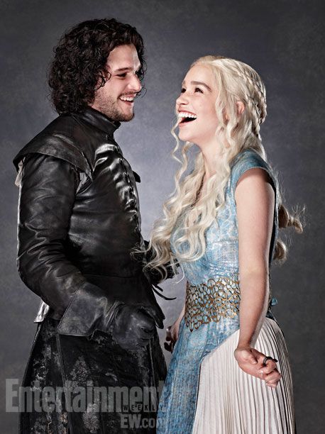 Jon and Daenerys #GoT Snow Engagement Photos, Jon Snow And Daenerys, John Snow, Dragons Den, Gra O Tron, Games Of Thrones, Game Of, The Way He Looks, Kit Harington