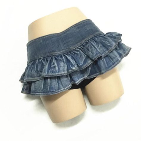 Denim Skirt Y2k, Low Waisted Skirt, Ruffles Cake, Denim Mini Skirt Outfit, Y2k Denim Skirt, Yk2 Outfits, Flared Denim Skirt, Y2k Mini Skirt, Mini Skirt Y2k