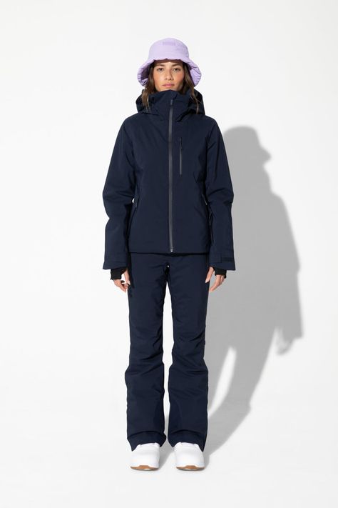 Mountain performance. Feel-good design. – Halfdays Navy Ski Outfit, Woman Ski Outfit, Ski Winter Outfits, Women’s Ski Jacket, Ski Jackets For Women Fashion, Colorado Ski Trip Outfits, Ski Gear Women Outfits, Women’s Ski Outfit, Ski Clothes Women