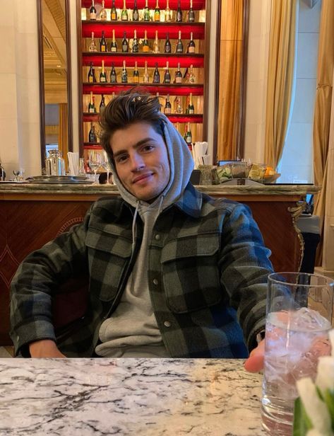 Gregg Sulkin Instagram, Ken Bek, Broken Bonds, Gregg Sulkin, Marvel's Runaways, Character Inspiration Male, The Darkest Minds, Addicted Series, Thunder And Lightning