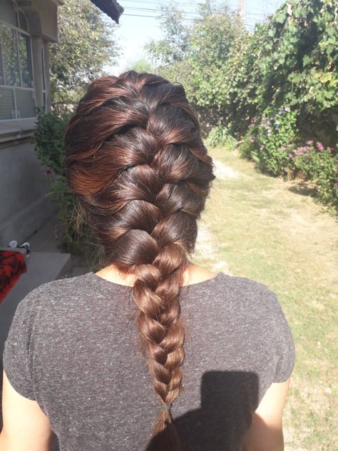 Messy french braid Asthetic Braids Hairstyle, French Plait Hairstyles Indian Wedding, Thick French Braid, French Brades Hairstyles, French Plait Hairstyles, Messy French Braid, Prom Hairstyles For Curly Hair, Dancer Hairstyles, Plats Hairstyles